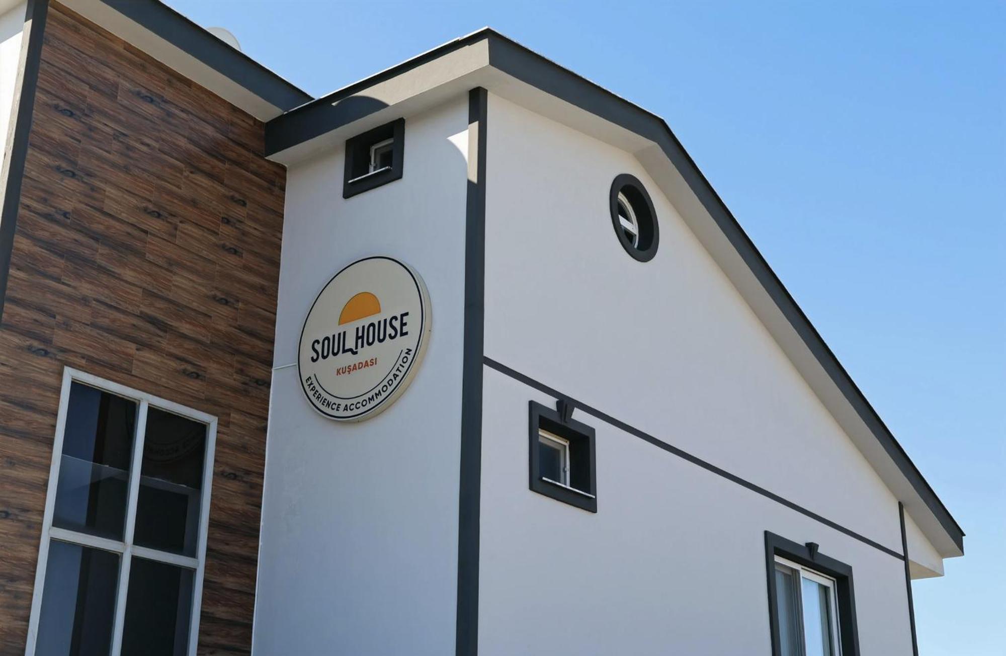 Soul House كوشاداسيه المظهر الخارجي الصورة